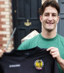 Tom Hendrickson of Exeter Chiefs makes donation of kit